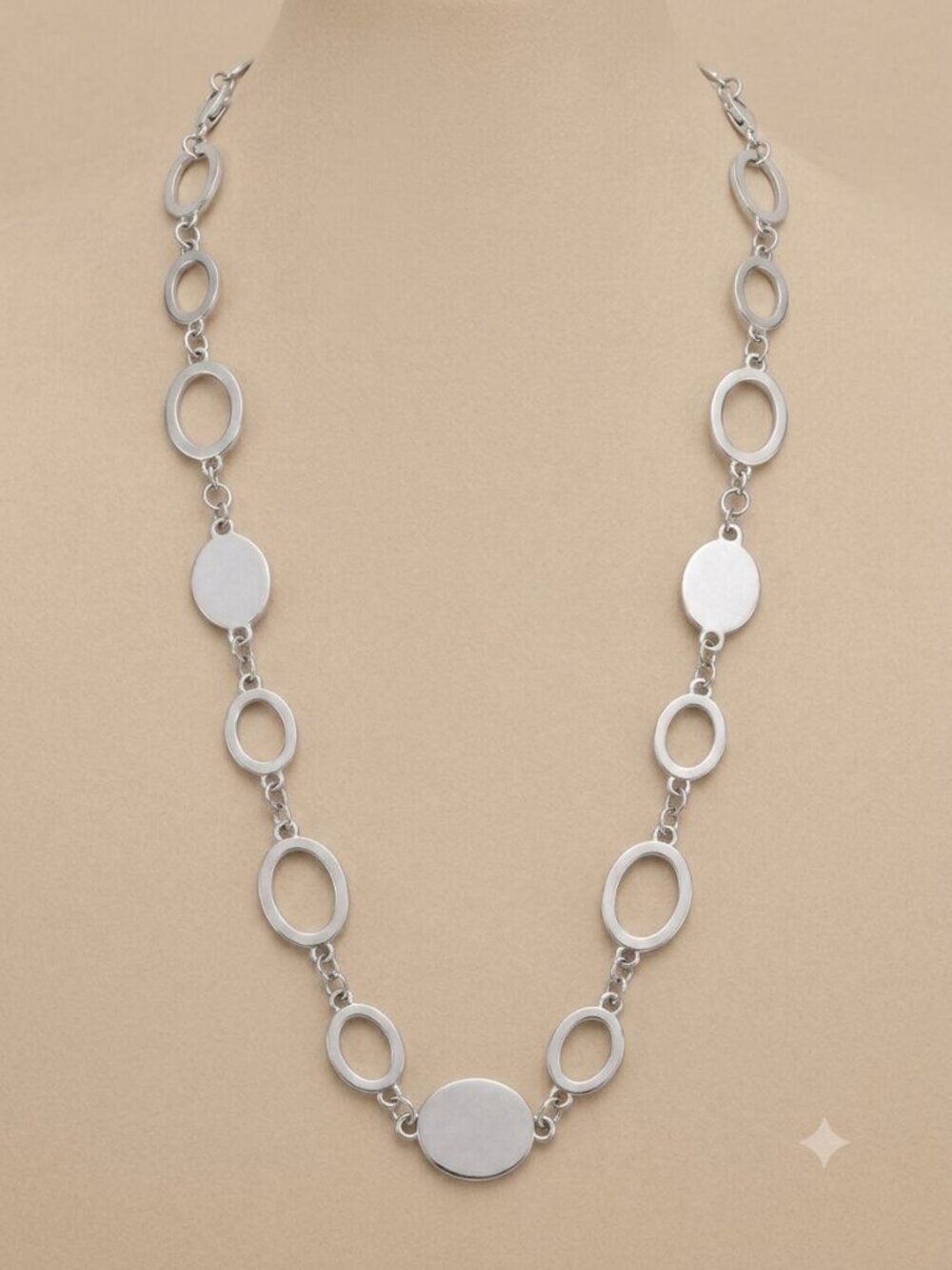 Modern Silver Geometric Necklace